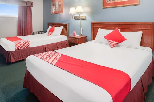 1 Queen Bed & 2 Full Bed|Smk