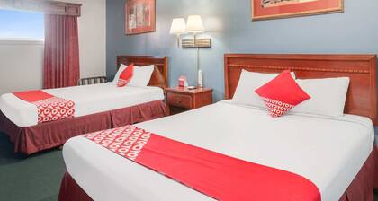 1 Queen Bed & 2 Full Bed|Smk