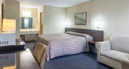 King Bed Suite Smoking