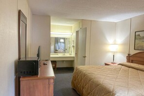 Room - King Bed|Non-Smoking (Louisville, GA)