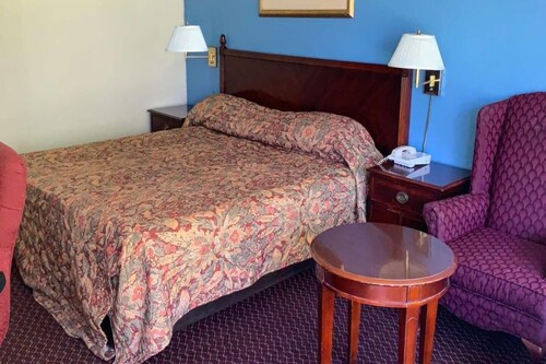 Full Bed|Smoking|Milledgeville