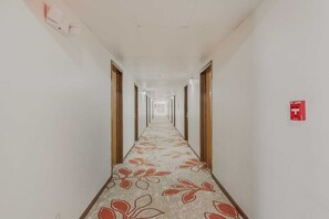 Interior - 2 Full Beds | Non-Smoking (Morton IL)