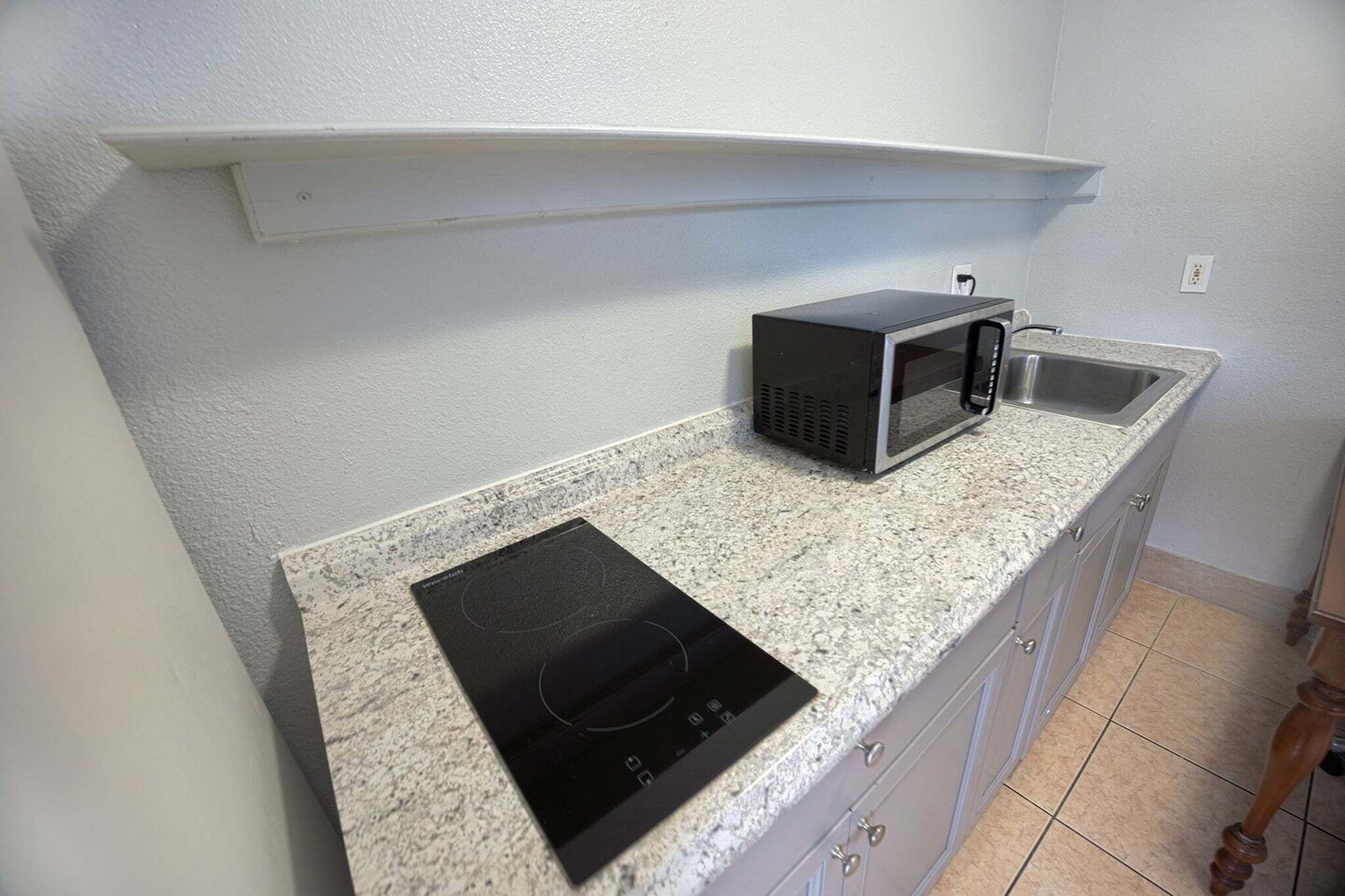 Fridge, microwave, coffee/tea maker