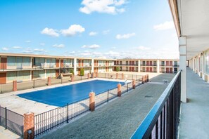 Property grounds - 2 Full Bed|Smk|Oklahoma City OK (Oklahoma City OK)