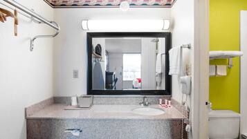 Shower, towels