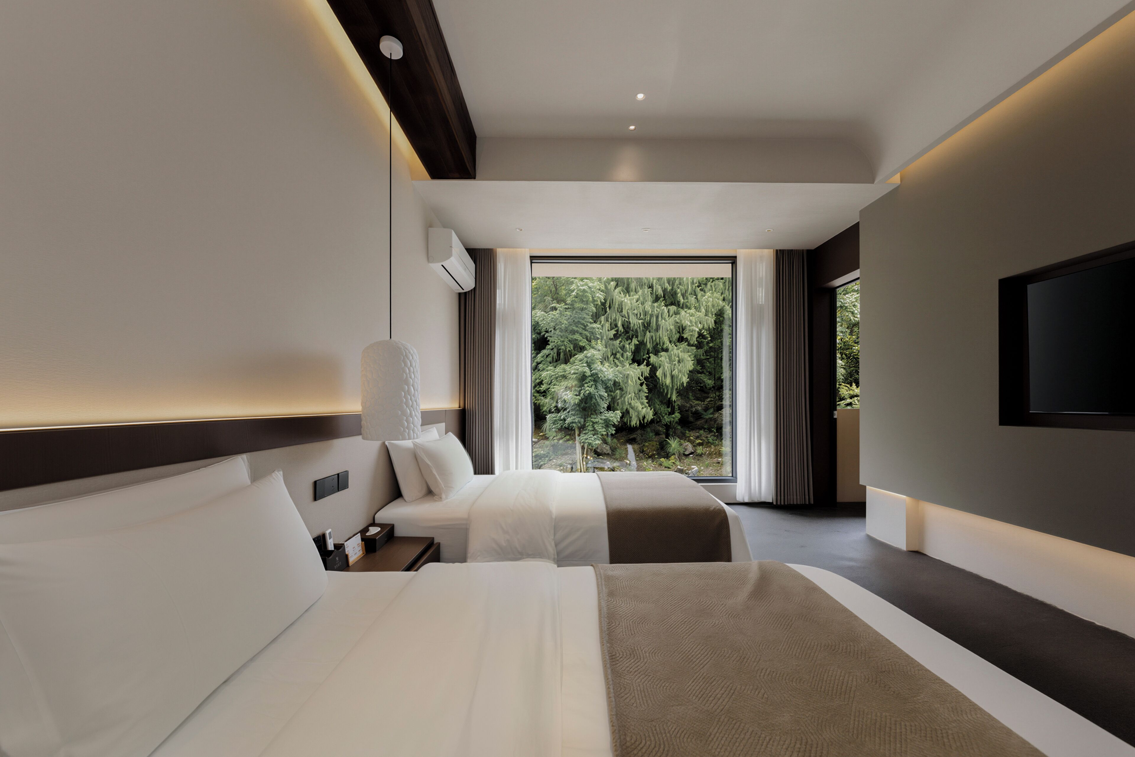 Superior Twin Room, Non Smoking, Hill View
