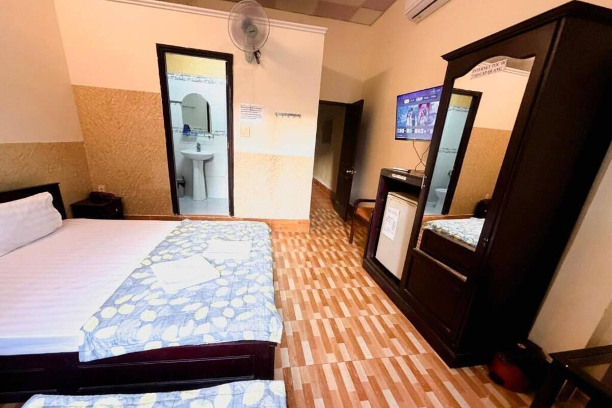 Meja, langsir/tirai gelap terus, kalis bunyi, Wi-fi percuma 