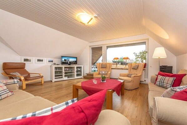 Living area - Holiday apartment with 3 bedrooms (Timmendorfer Strand)