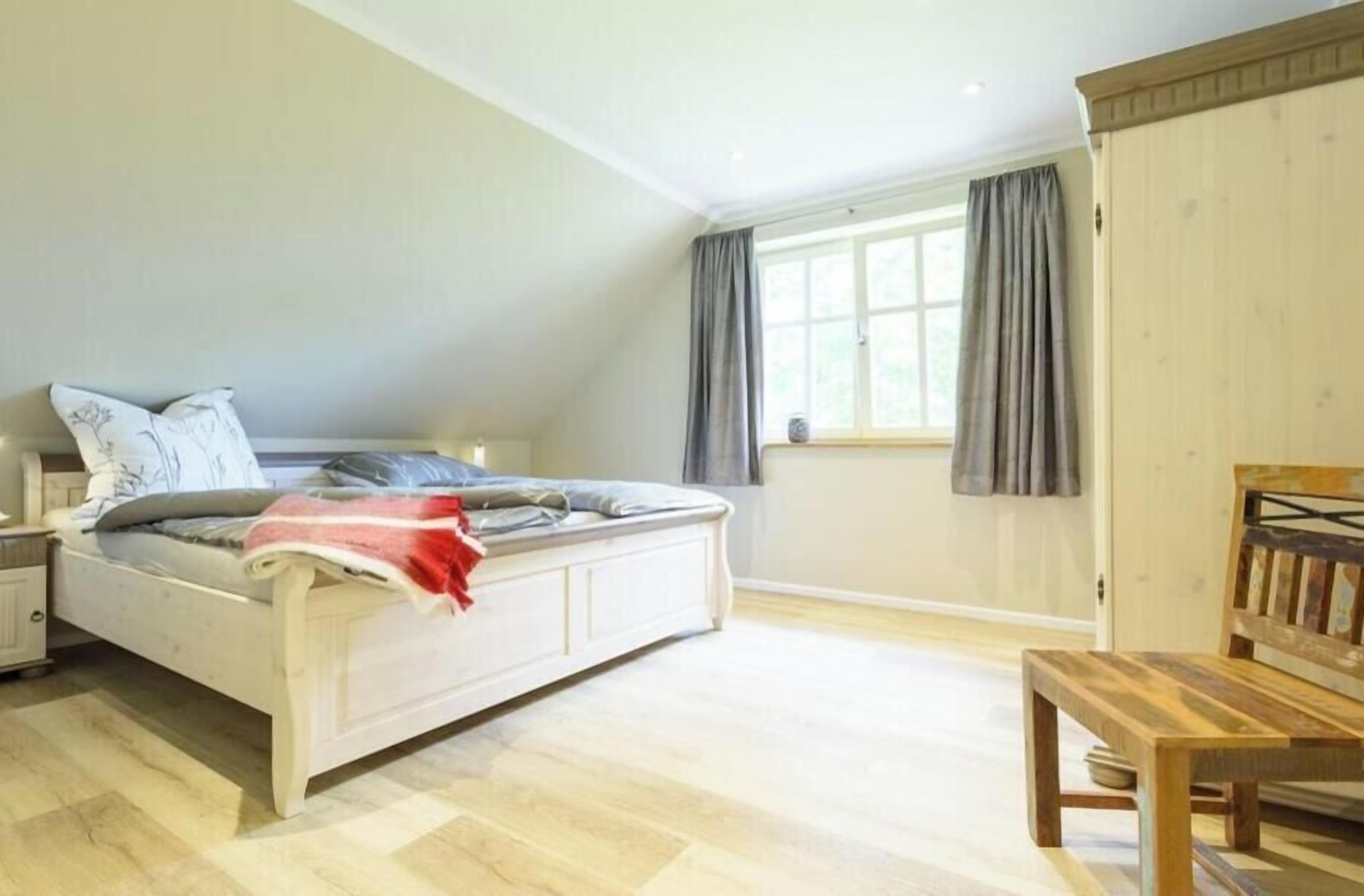 3 chambres, fer et planche à repasser, Wi-Fi gratuit, draps fournis