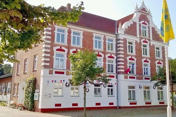 Esterni