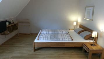 Iron/ironing board, free WiFi