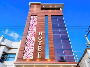 Exterior - Hotel The Popular  (Amritsar)