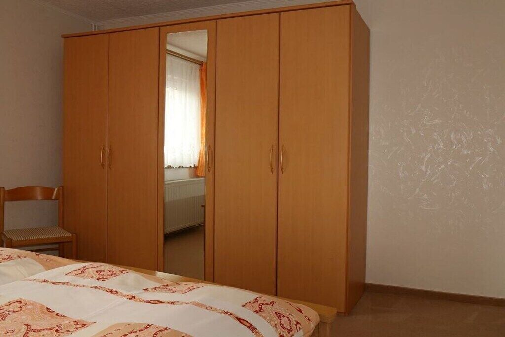 1 Schlafzimmer, Reisekinderbett, kostenloses WLAN, Bettwäsche