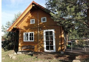 Exterior - Holiday home in Altwarp with swimming pool (Altwarp)