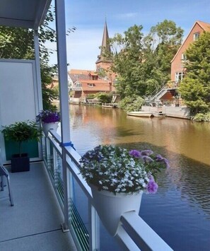 Property grounds - Holiday apartment with 2 bedrooms (Otterndorf)