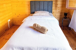Room - Vrbo Property (Petite-Île)