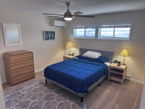 Room - Beachside Living : Furnished Willoughby Spit Condo (Norfolk)