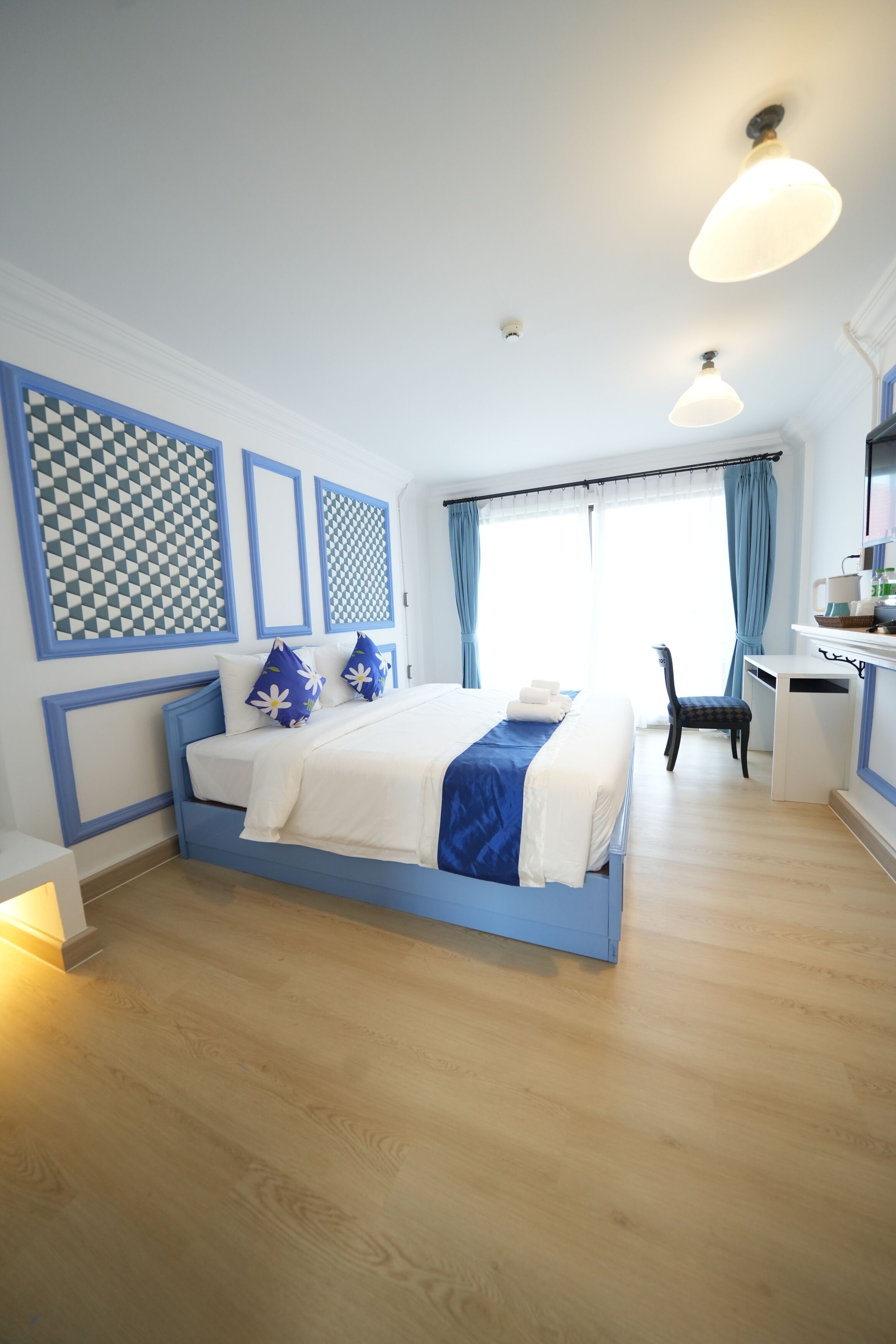 Standard Double Room, Balcony, Garden View | Desk, laptop workspace, free WiFi, bed sheets