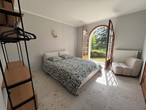 Iron/ironing board, WiFi - Los Arcos | Two renovated houses for 15 people. 4-legged friends too! (Annonay)