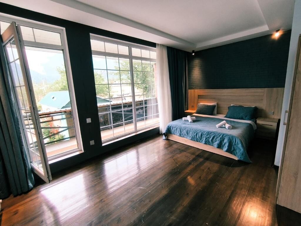 Studio Suite Mewah, pemandangan gunung | Wi-Fi gratis dan seprai linen