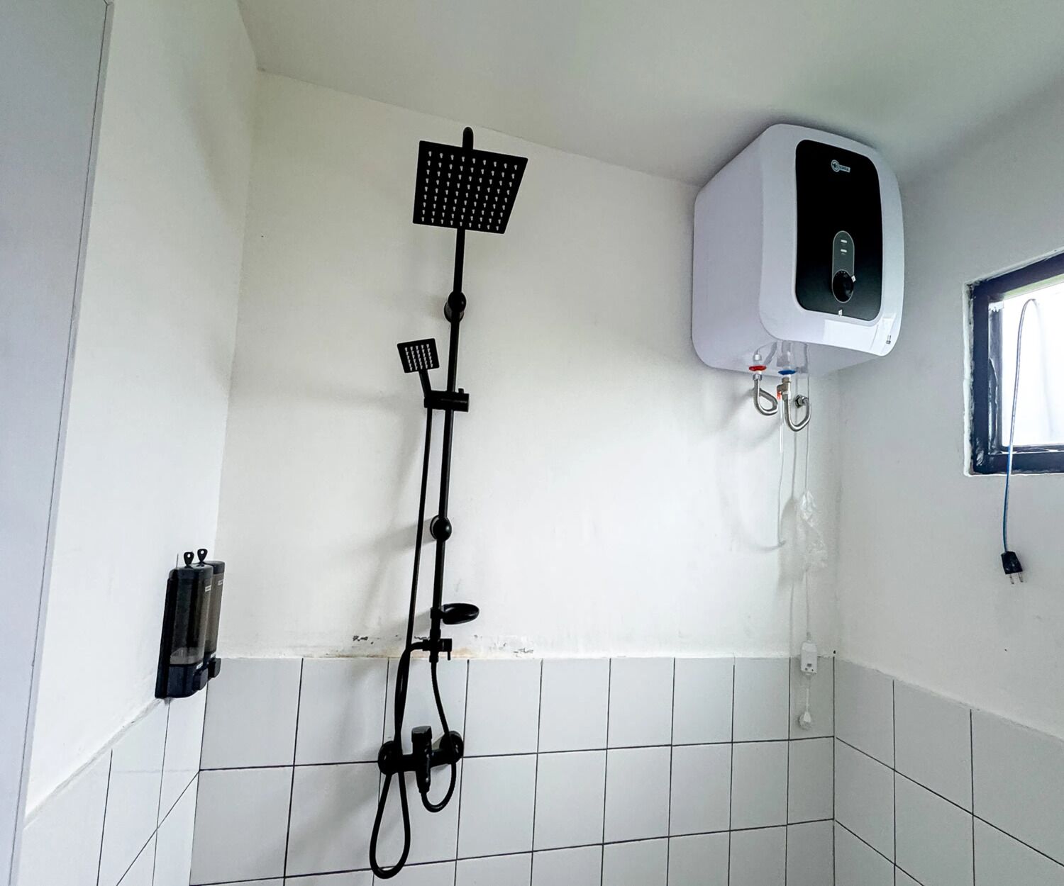 Studio suite, uitzicht op heuvels | Badkamer