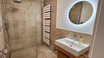 Dusche, Haartrockner
