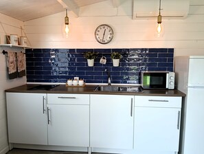Private kitchen - La casita de Pepa, casa con jardín y a pocos minutos de la playa de El Palmar (El Palmar de Vejer)