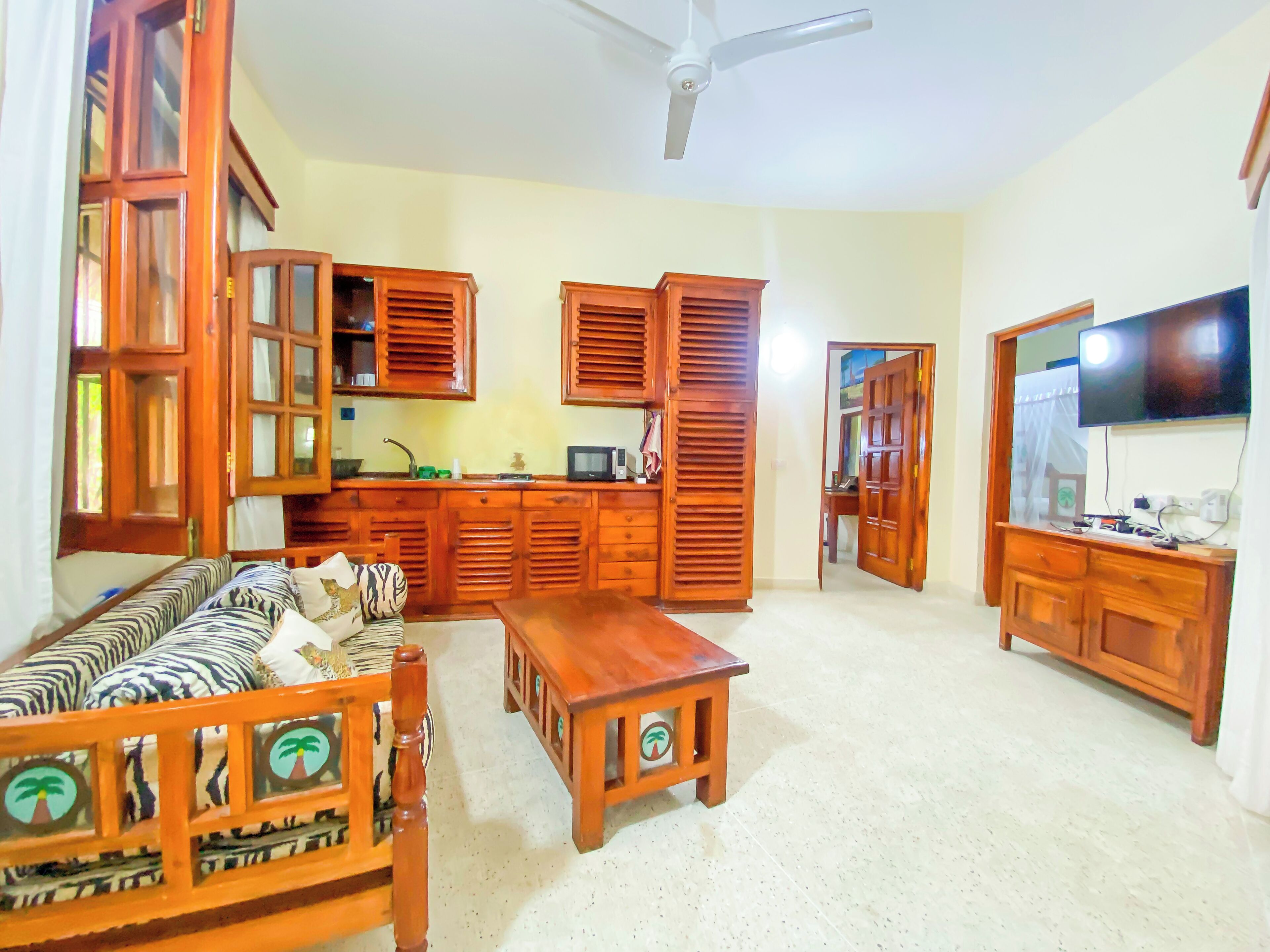 Comfort Villa, 2 Bedrooms, Patio, Garden View | Living area