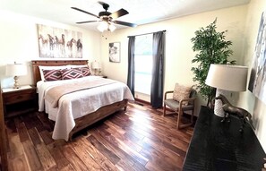 4 slaapkamers, een bureau, gratis wifi, beddengoed