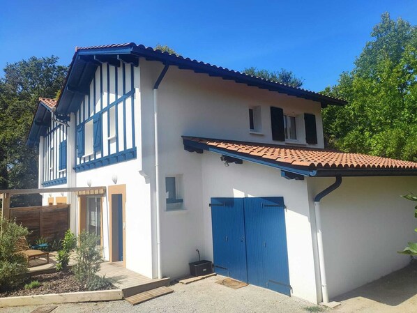 Exterior - Vrbo Property (Arbonne)