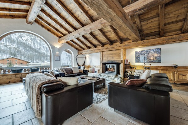 Living area - Chalet La Bouclia - Luxury Alpine retreat (Val-d'Isère)