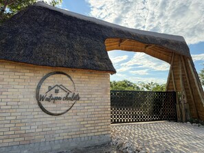 Exterior detail - Watupa Chalets (Rundu)