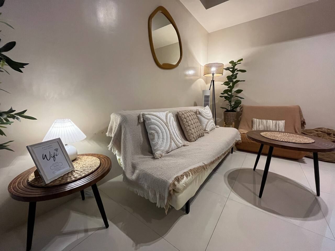 Casa Cantik By Lvh - A Filipino Balinese Inspired One Bedroom Near Naia T3 - Makati
