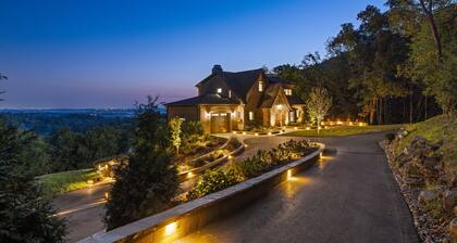 Above Nashville Tranquility | Pool & Spa | 10 Acres | Gated