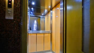 Elevator