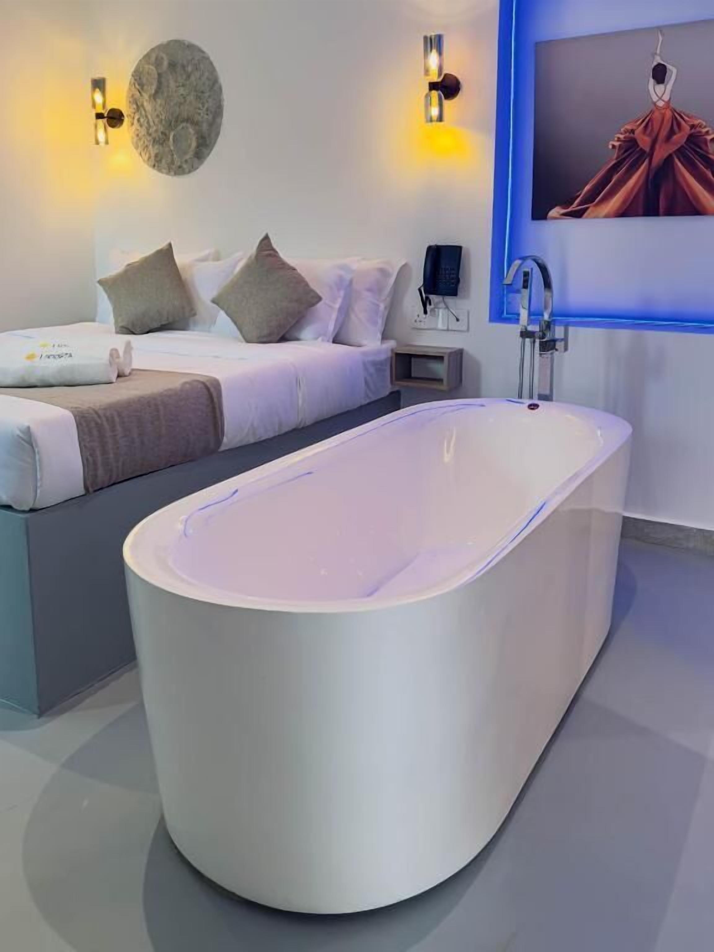 Superior Double Room, Accessible Bathtub, Pool View | In-room safe, blackout drapes, soundproofing, iron/ironing board