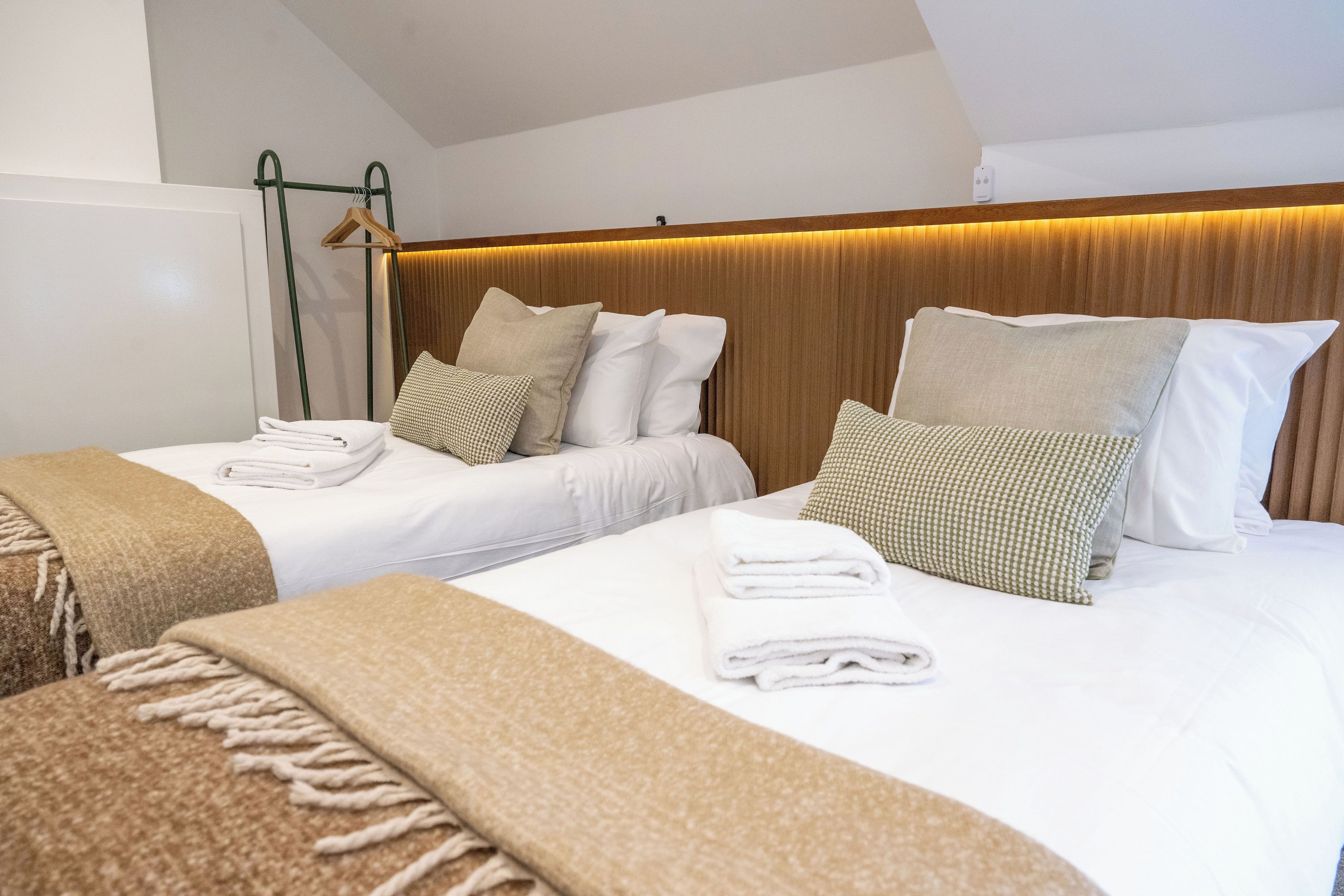 2 bedrooms, iron/ironing board, travel cot, free WiFi
