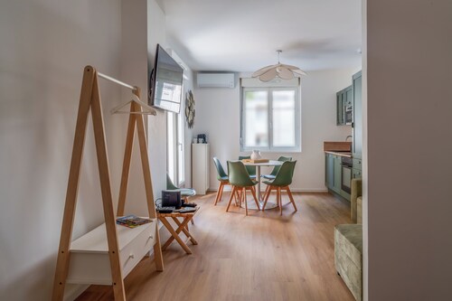 Town house + Parking and garden 5 min Bretonneau Tours center
