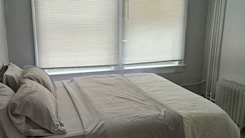 2 bedrooms, bed sheets