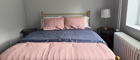 2 bedrooms, bed sheets