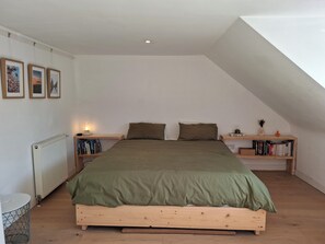 Room - Two bed flat in Dalry Colonies (Edinburgh)