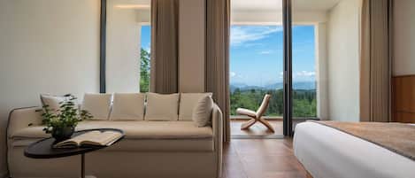 Classic Twin Room, Hill View | Laptop workspace, free WiFi