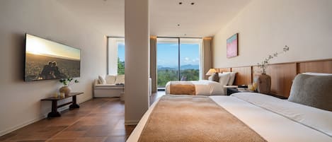 Classic Twin Room, Hill View | Laptop workspace, free WiFi