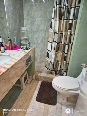 Bathroom - Beautiful 3-bedroom condo with AC in tranquil Puerto Vallarta (Puerto Vallarta)