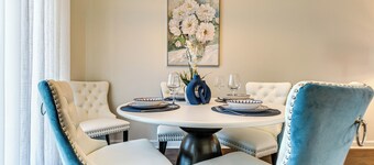 Great for Families! Raleigh Townhome 5 Mi to Dtwn