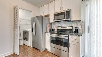Apartment (2 Bedrooms) | Bahagian dalam