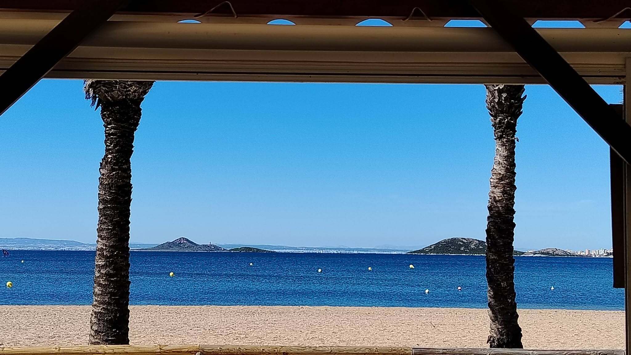 Beach nearby, sun loungers