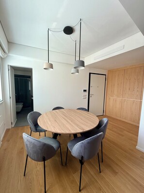Apartment, Balcony, City View | Dining - Medinblu Apartments Via Cavour 12 (Reggio Calabria)