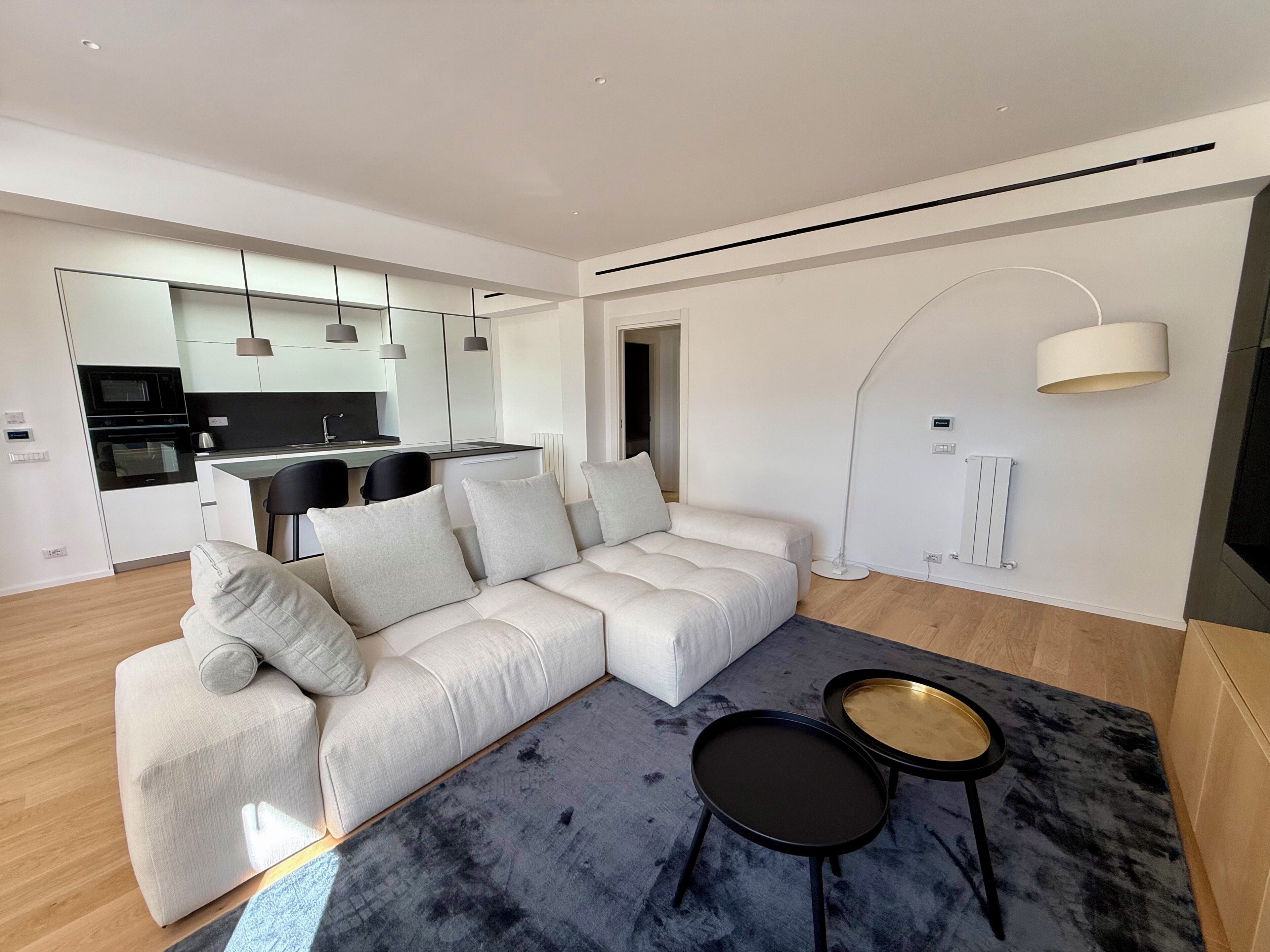 Apartment, Balcony, City View | Living area