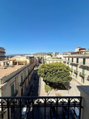 Medinblu Apartments Via Cavour 12